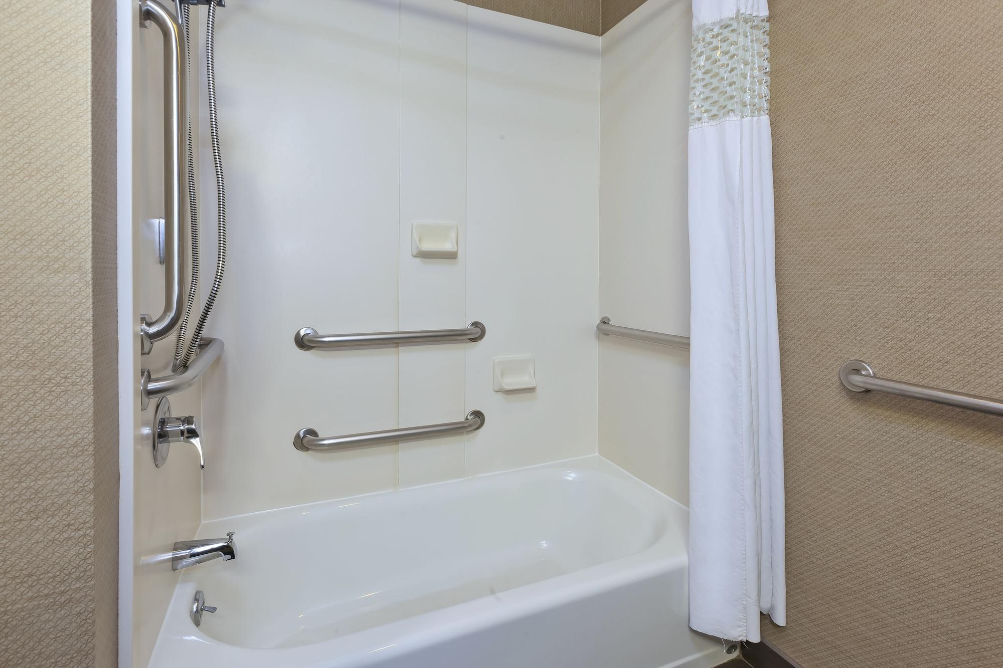 Surestay Plus Hotel By Best Western Stevensville St Joseph Εξωτερικό φωτογραφία