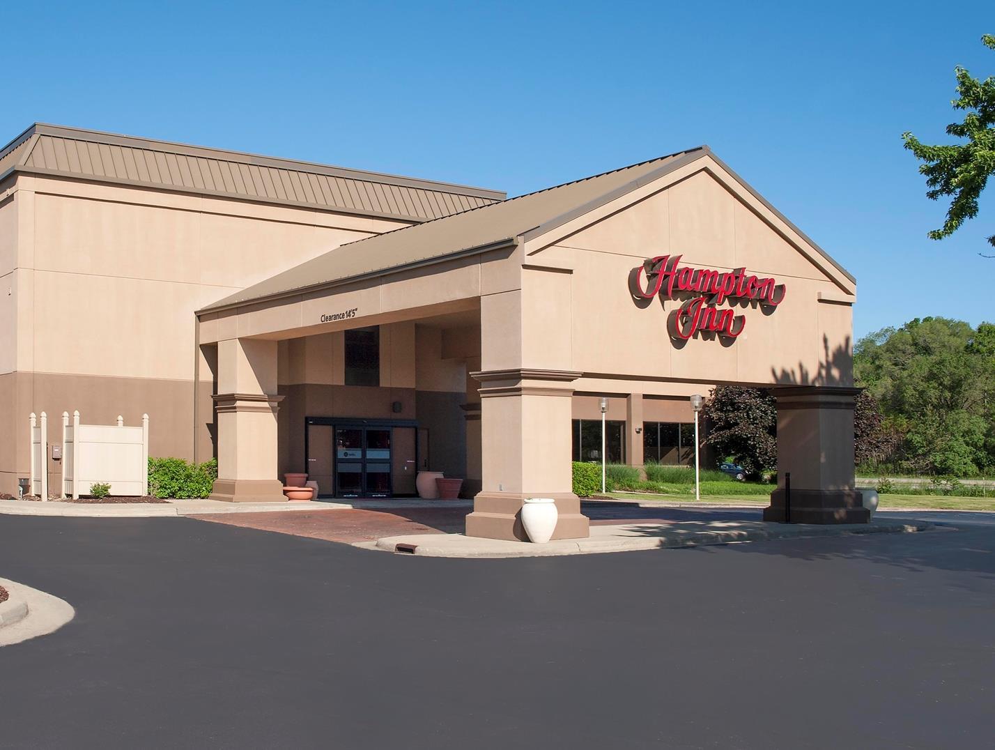 Surestay Plus Hotel By Best Western Stevensville St Joseph Εξωτερικό φωτογραφία