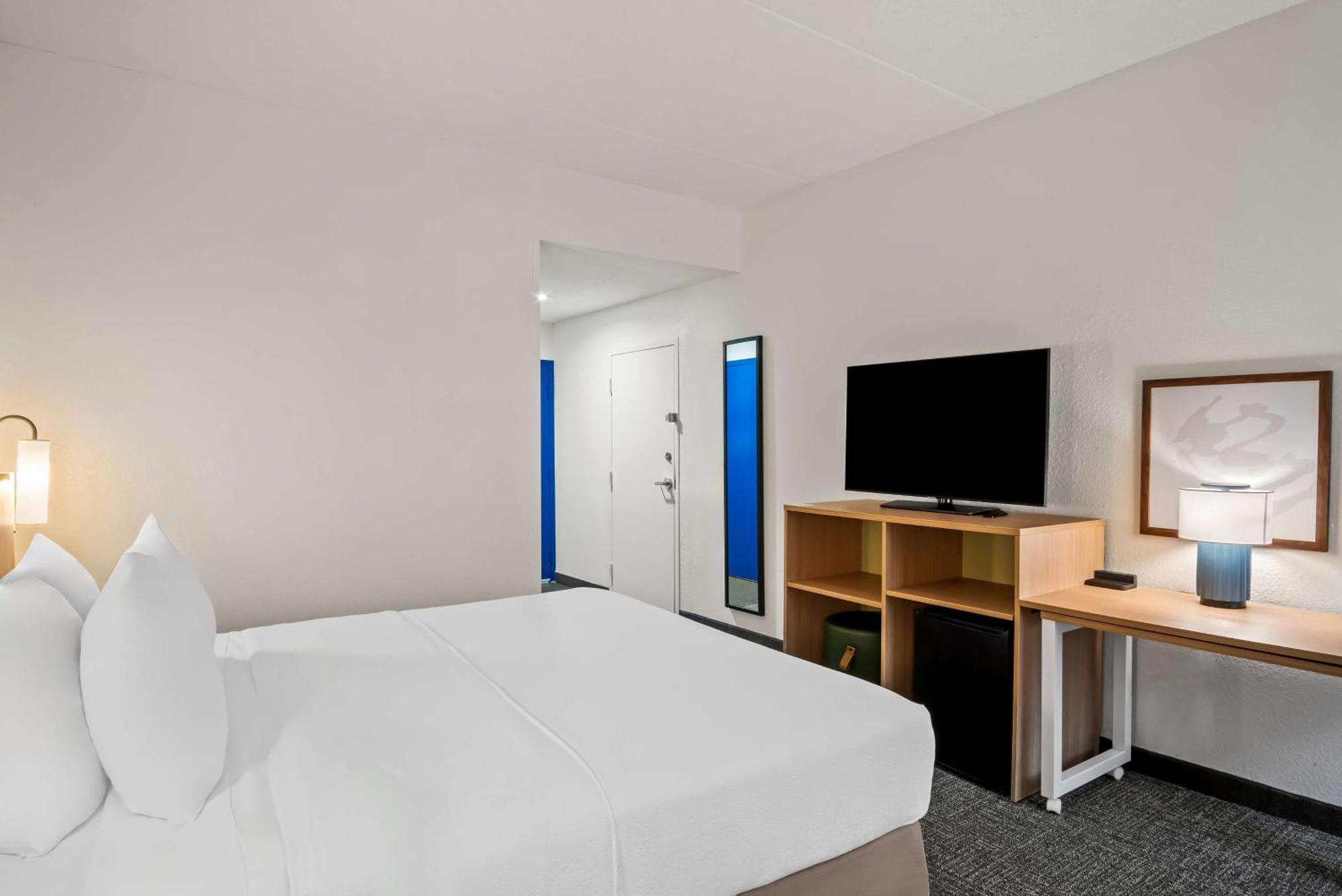 Surestay Plus Hotel By Best Western Stevensville St Joseph Εξωτερικό φωτογραφία