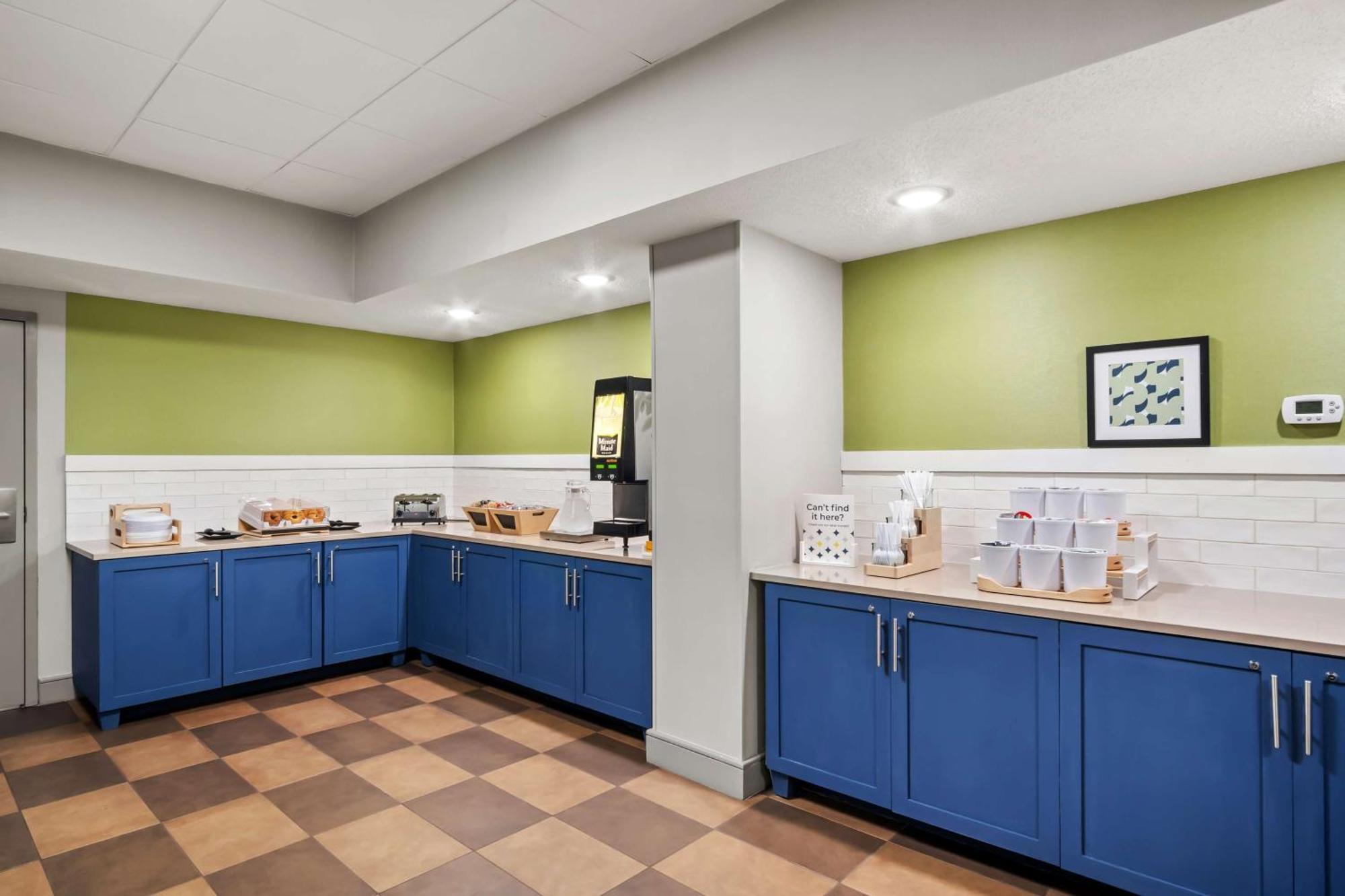 Surestay Plus Hotel By Best Western Stevensville St Joseph Εξωτερικό φωτογραφία