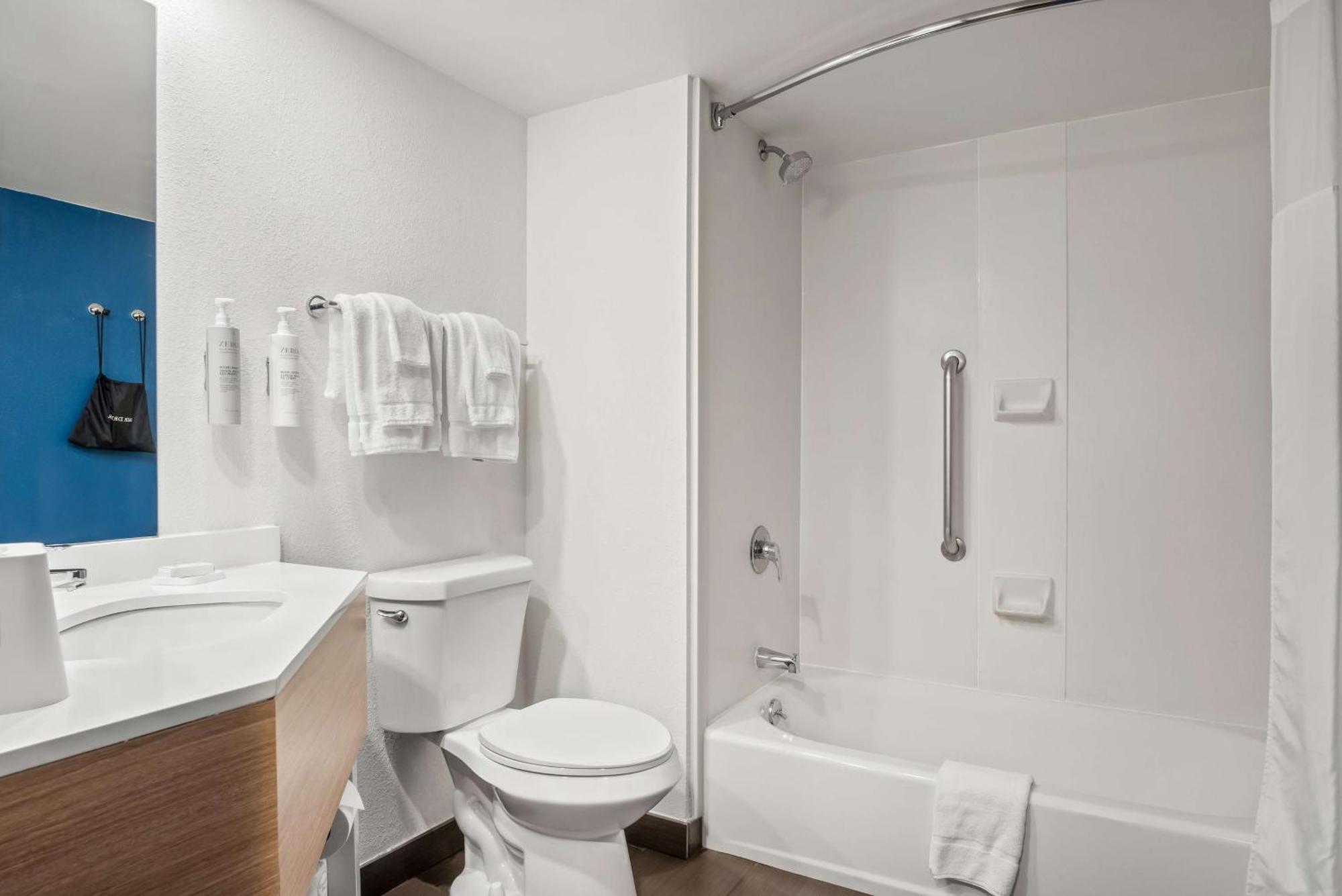 Surestay Plus Hotel By Best Western Stevensville St Joseph Εξωτερικό φωτογραφία