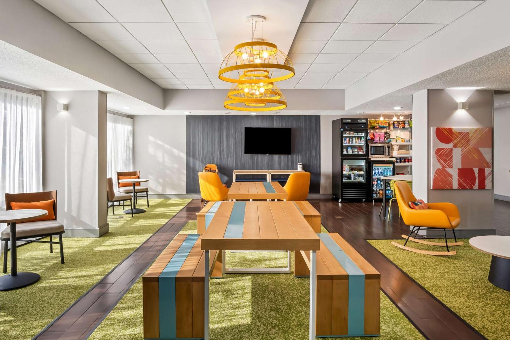 Surestay Plus Hotel By Best Western Stevensville St Joseph Εξωτερικό φωτογραφία