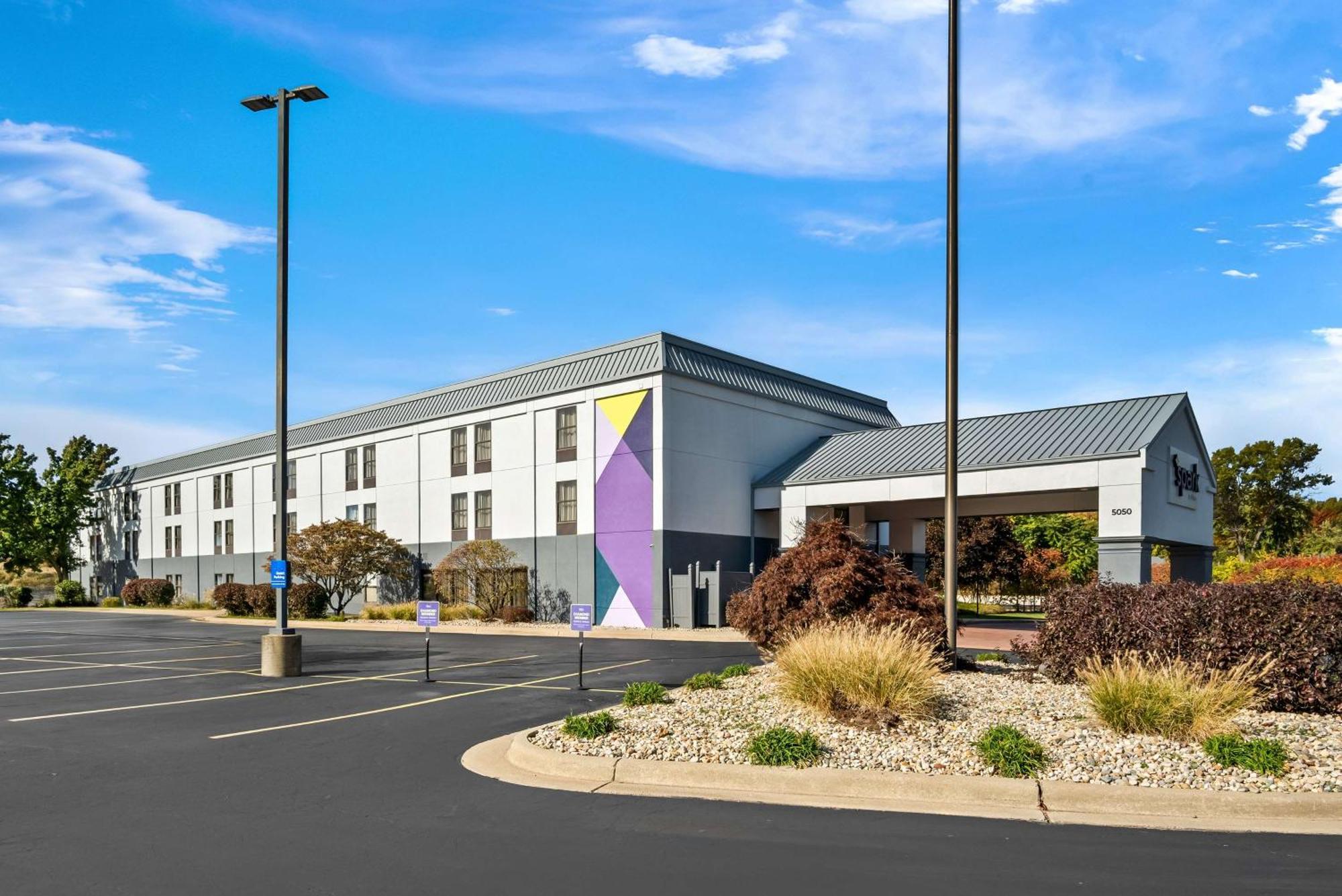 Surestay Plus Hotel By Best Western Stevensville St Joseph Εξωτερικό φωτογραφία